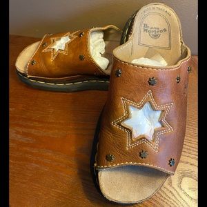 ~*~ Vintage Dr. Marten sandals size US 8 ~*~